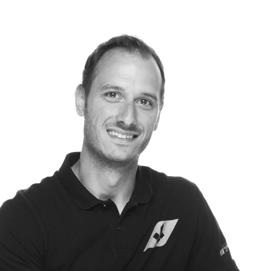 heads-card-image-hover